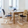 Mecedora Actulum balans de Variér. Sillas ergonómicas para oficinas modernas.
