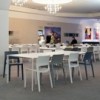 Mesa Nuur rectangular Arper. Mesas de diseño para oficinas y hogar.
