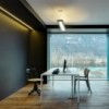 Mesa Nuur rectangular Arper. Mesas de diseño para oficinas y hogar.