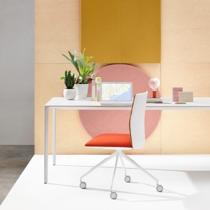 Mesa Nuur rectangular Arper. Mesas de diseño para oficinas y hogar.