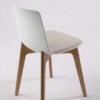 Silla moderna Lottus Wood tapizado integral de Enea. Sillas de diseño.