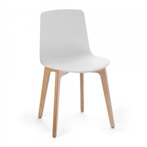 Silla Lottus Wood polipropileno de Enea. Mueble de diseño nórdico.