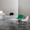 Mesa moderna Oh! de Enea. Muebles de diseño para salón y oficinas.