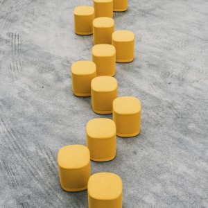 Puff Puck Enea. Muebles prácticos de diseño ideal para interiores.
