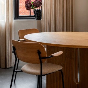 Mesa Androgyne redonda de Audo Copenhagen. Mesas modernas.