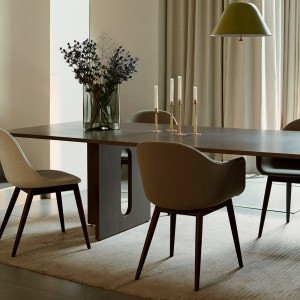 Silla Harbour madera de Audo Copenhagen. Sillas modernas.