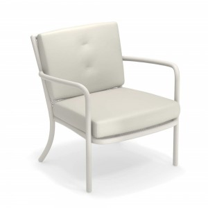 Sillón Athena para espacios exteriores de Emu.