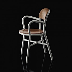 Sillón Pipe Wood de Magis. Silla apilable de madera de diseño para comedor.
