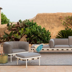Sillón Dock ideal para espacios exteriores de Emu.