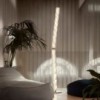 Lámpara Pie Hugo Floir de Slamp con un diseño italiano y moderno,