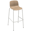 Taburete Troy Madera Acero de Magis. Taburete apilable de diseño moderno.