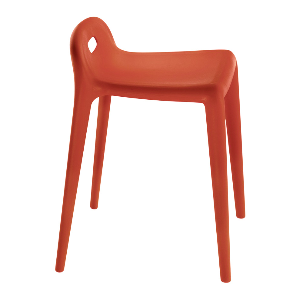 Taburete Yuyu de Magis. Taburete moderno ideales para jardín y terraza.