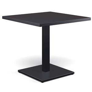 Mesa Cuadrada Round para espacios exteriores de Emu.
