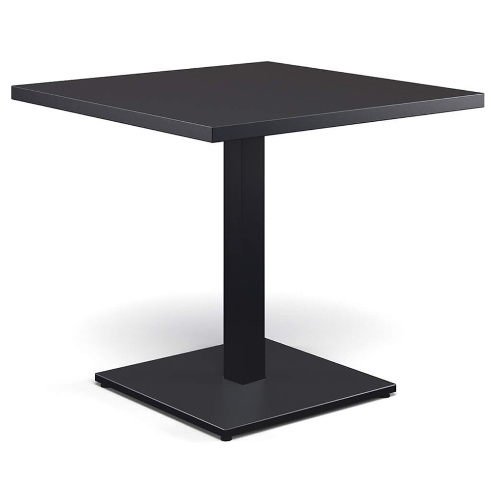 Mesa Cuadrada Round para espacios exteriores de Emu.