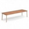 Mesa Extensible rectangular diseñada para ambientes exteriores de Emu.