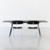Mesa Baguette de Magis. Mesa de diseño moderno para oficinas y estudios.