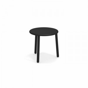 Mesa baja de diseño moderno para espacios exteriores de Emu.