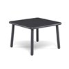 Mesa baja de diseño moderno para espacios exteriores de Emu.
