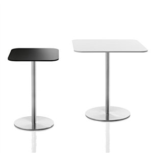 Mesa Passe-Partout Cuadrada de Magis. Muebles y complementos de diseño moderno.