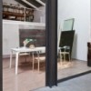 Mesa Steelwood Rectangular de Magis.  Mesas bar de diseño contemporáneo.