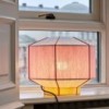 Lámpara Bonbon de sobremesa de HAY. Diseño moderno de iluminación para el hogar.