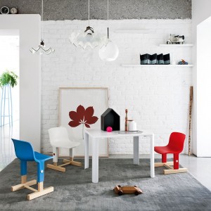 Mesa infantil Linus de Magis. Muebles infantiles de diseño contemporáneo.