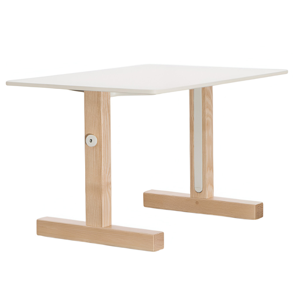 Mesa Infantil Little Big magis ideal para habitaciones de juegos infantiles.