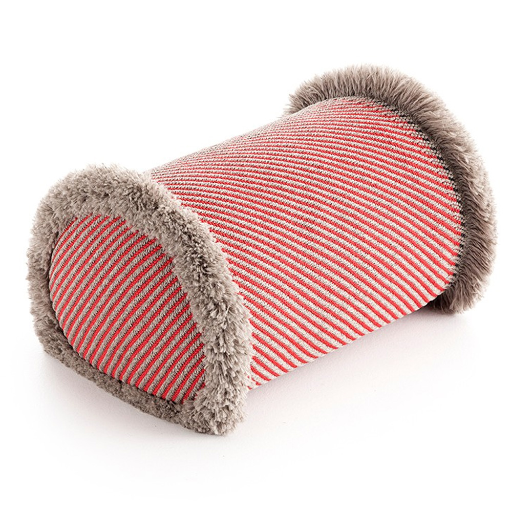 Rulo Big Garden Layers Diagonal almond-red de GAN. Cojines de diseño moderno.