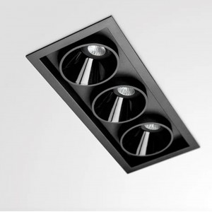 Foco empotrable Black Foster Asymmetric de ArkosLight. Lámpara LED para techo.