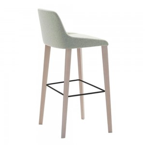 Nuevo Taburete Alya para ambientes contract Andreu World. Diseños modernos.