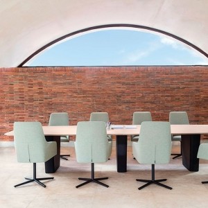 Alya Executive SO-1491. Sillón de respaldo alto Andreu World para oficina.