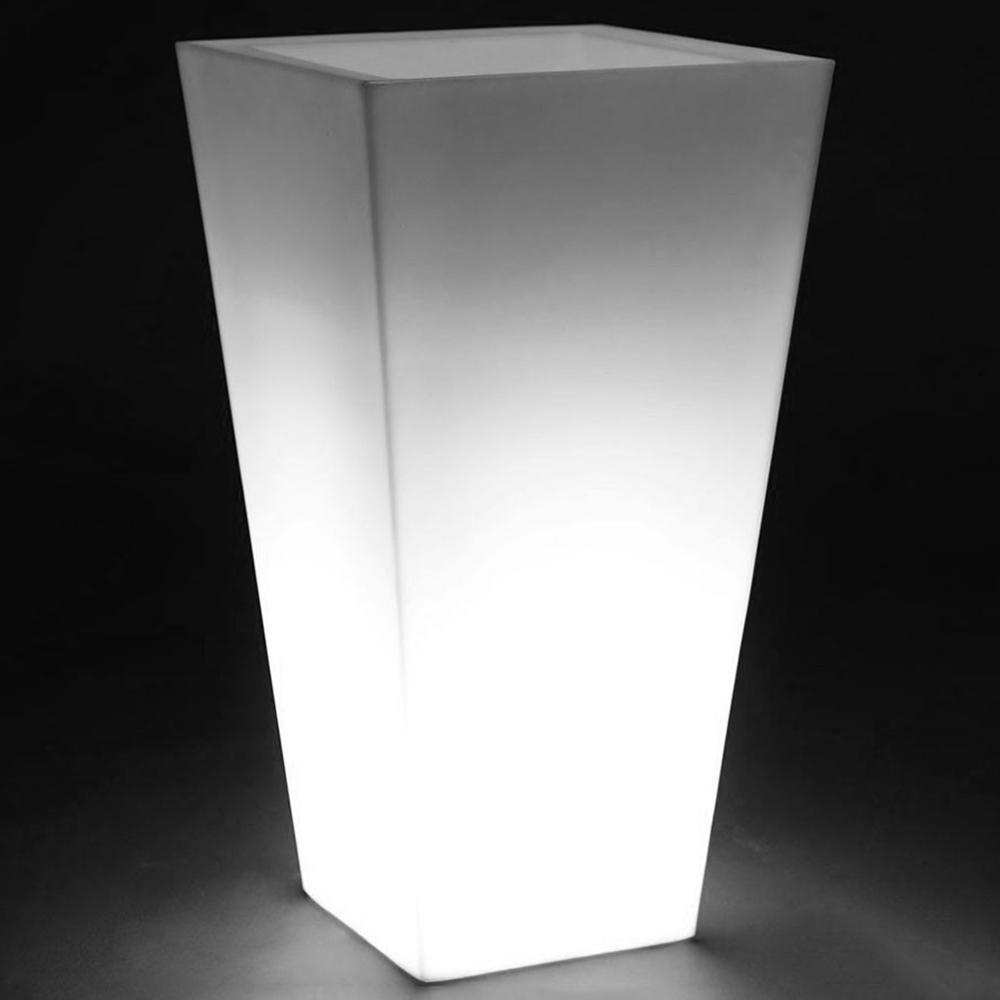Macetero Light Cono Cuadrado Alto con Iluminación Led y Autorriego