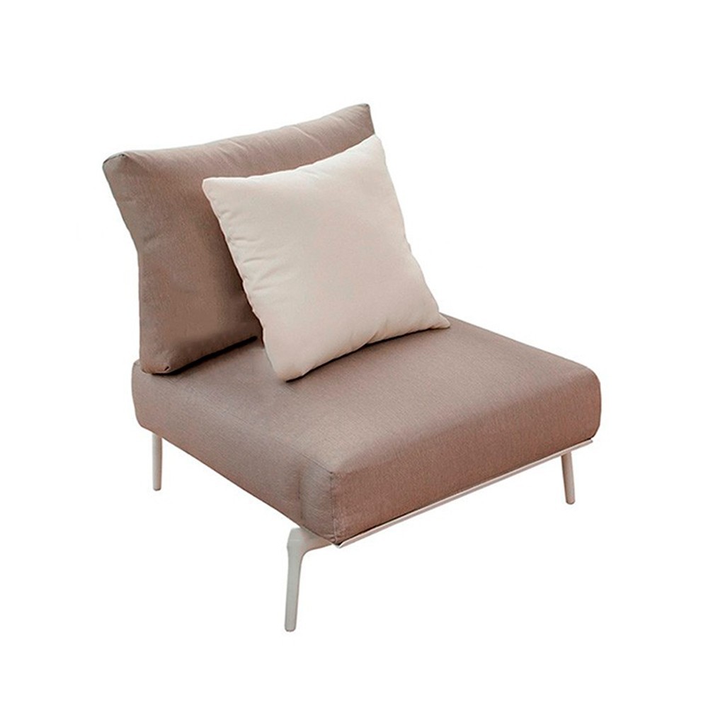 Sillón Aikana de de Fast. Sillones de diseño moderno para exteriores. Sillones de terraza.