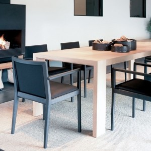 Sillón Carlotta Big Andreu World. Diseño tapizado ideal para comedor.