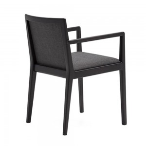 Sillón Carlotta Big Andreu World. Diseño tapizado ideal para comedor.