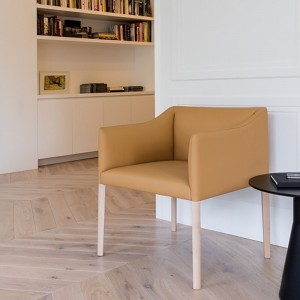 Cómodo Sillón Couvé SO-1267 Andreu World. Diseño moderno para salones.