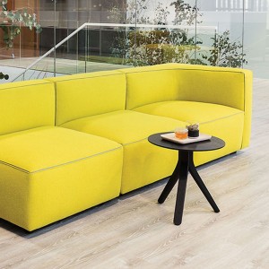 Elegante Sofá Dado Esquinero Curvo Andreu World. Diseño contemporáneo.