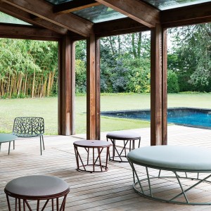 Puff Wild de Fast. Puff de exteriores moderno y elegante Wild catalogo de Fast.