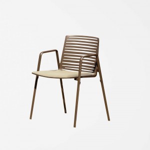 Cojín asiento Zebra para sillas o sillones diseñado para ambientes exteriores de Fast.
