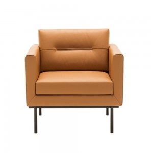 Moderna Butaca Element Adreu World. Diseño elegante tapizado para salones.
