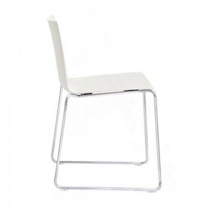 Silla Flex SI-1300 Andreu World. Diseño práctico ideal para interior.