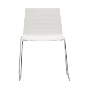 Silla Flex SI-1300 Andreu World. Diseño práctico ideal para interior.