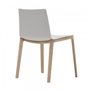 Silla Flex SI-1314 Andreu World. Diseño práctico ideal para interior.
