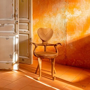 Sillón Calvet de BD Barcelona diseño de Antonio Gaudí.