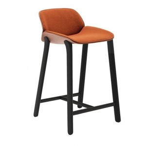 Taburete Nuez BQ Andreu World. Diseño Contemporáneo para interior.