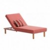 Tumbona moderna para exteriores en madera teca de la colección Bitta de Kettal.