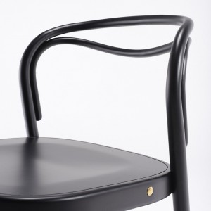 Sillón Beaulieu GTV Thonet Vienna. Sillones para salón o comedor de diseño.