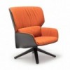 Butaca Nuez madera Andreu World. Diseño elegante ideal para contract.