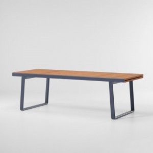 Mesa exterior comedor extensible, de la colección Bitta de Kettal.