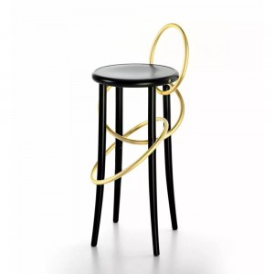 Taburete alto Cirque Two Tone de GTV Thonet Vienna. Taburetes de diseño.